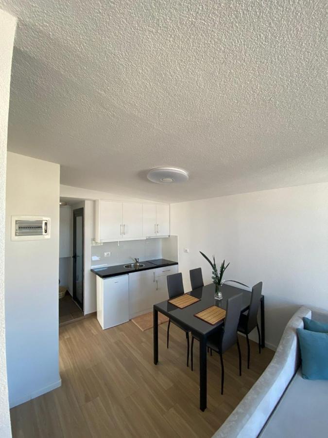 City Glow Apartments Sarande Exterior photo